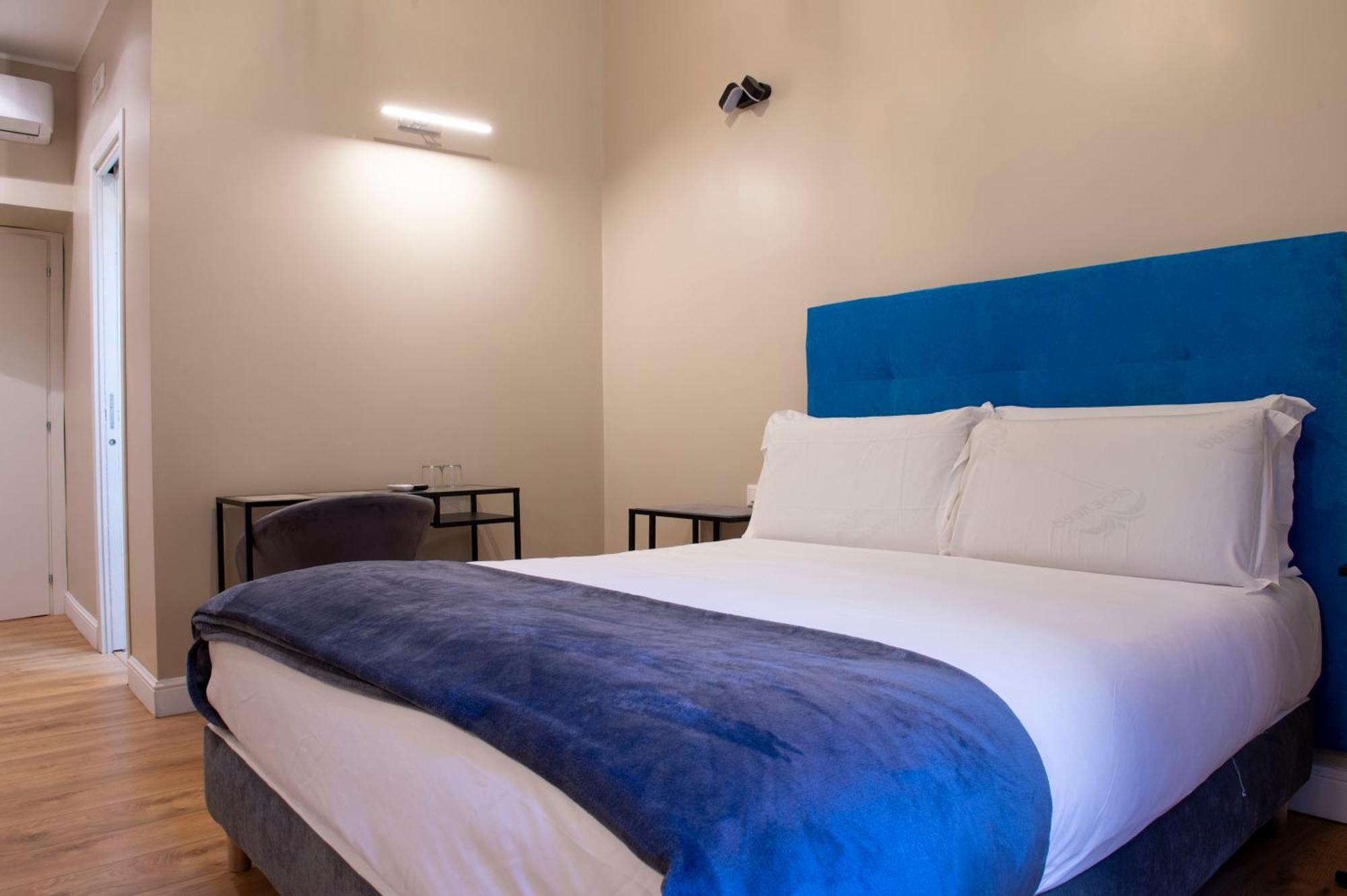 Ad Suites Nazionale ローマ 部屋 写真