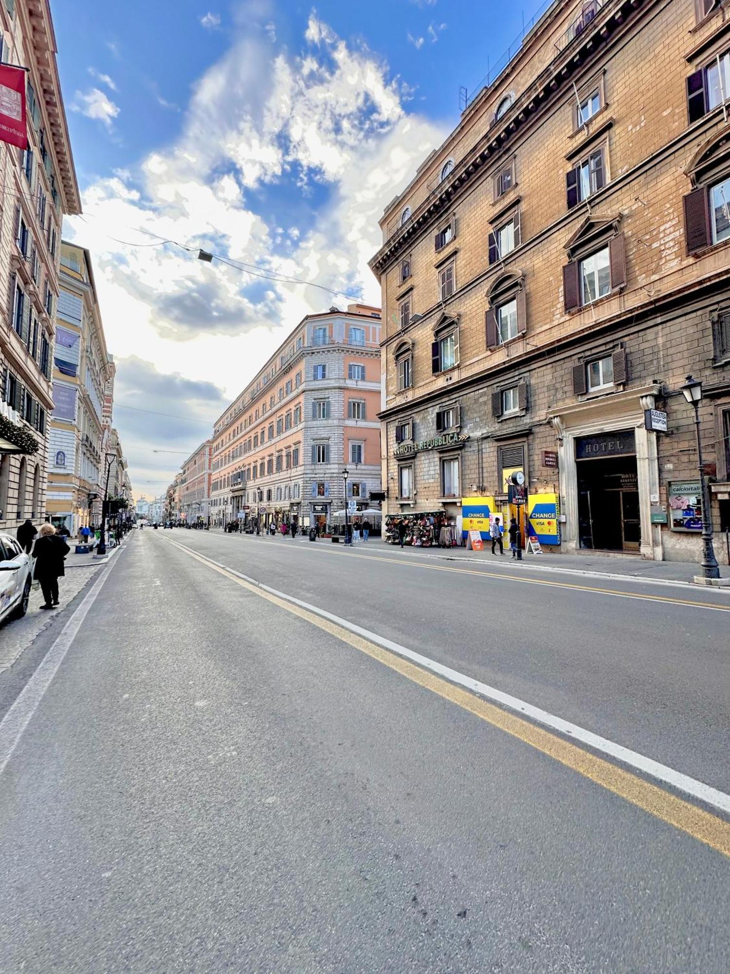 Ad Suites Nazionale ローマ エクステリア 写真